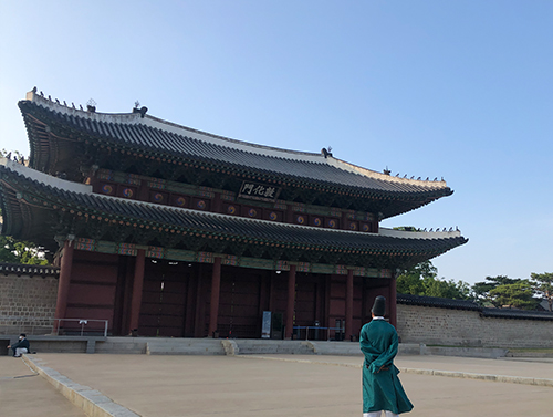 창덕궁 정문 돈화문